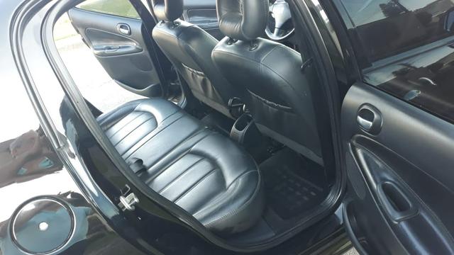 Peugeot 207 xs sedan passion 1.6 completíssimo 2010 - Foto 16