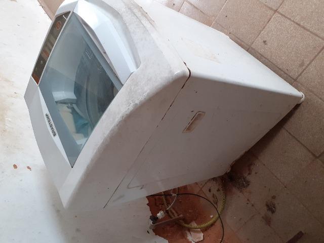 Vendo máquina de lavar Brastemp 10kg* defeito - Foto 6