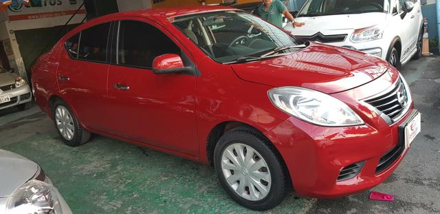 Nissan Versa sv 1.6 completíssimo único dono - Foto 3