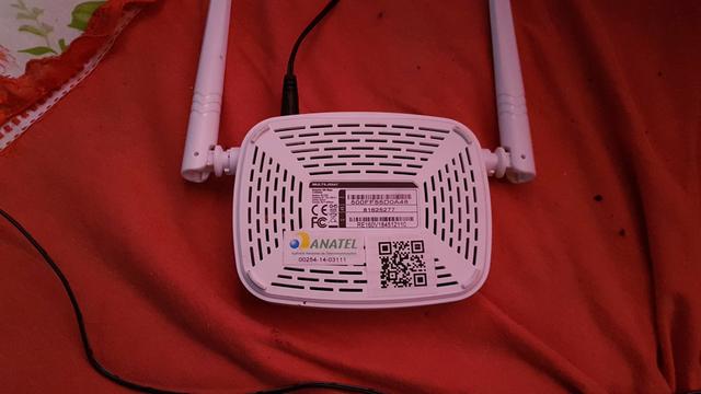 Vendo roteador e repetidor de sinal Multilaser