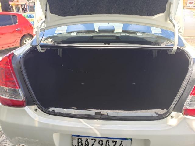 Toyota Etios 1.5X - Foto 15