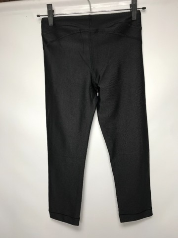 Calça Legging 3/4 Under Armour - Heat Gear - Foto 2
