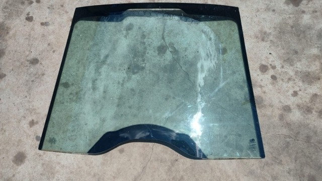 Para-brisa frontal John Deere 310L / K p/n T275629 - Foto 2