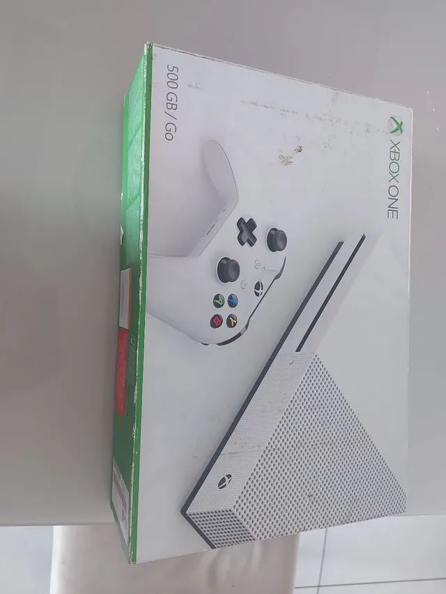 Xbox one com dois controles e um jogo - Videogames - Vila São Luiz,  Botucatu 1250197004