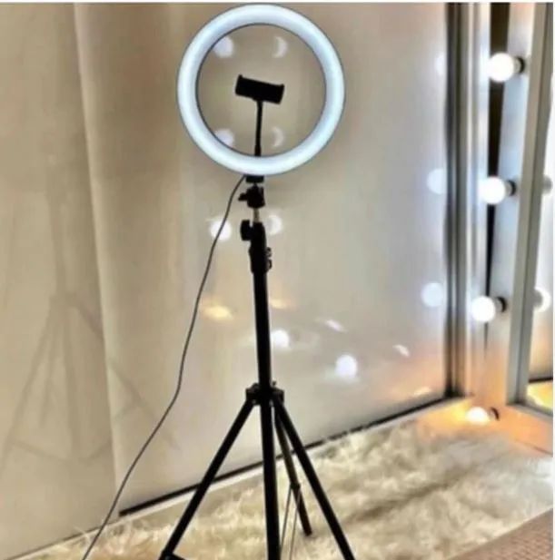 Ring Light Oberon OR-PL300 + tripé de 2 metros e 10