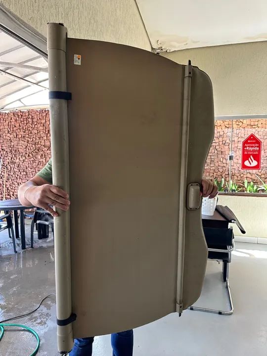 Tampão Porta malas Freelander 2 - Foto 2