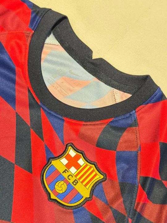 Camiseta Nike Pré-Jogo Barcelona 2021 - infantil) - Foto 3