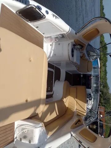 Lancha Phantom 300 diesel  - Foto 3