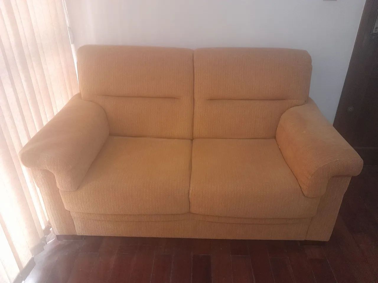 Sofá 2 Lugares em ótimo estado