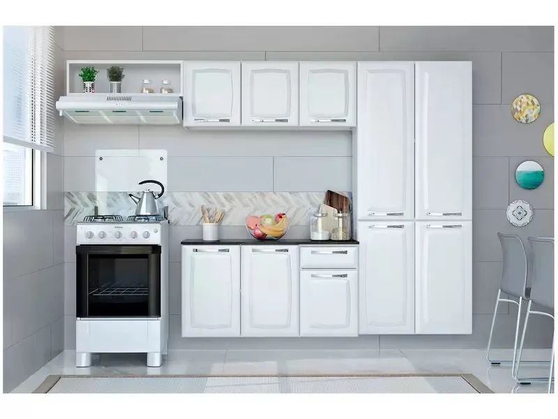 Armário de cozinha branco com prateleiras e gavetas