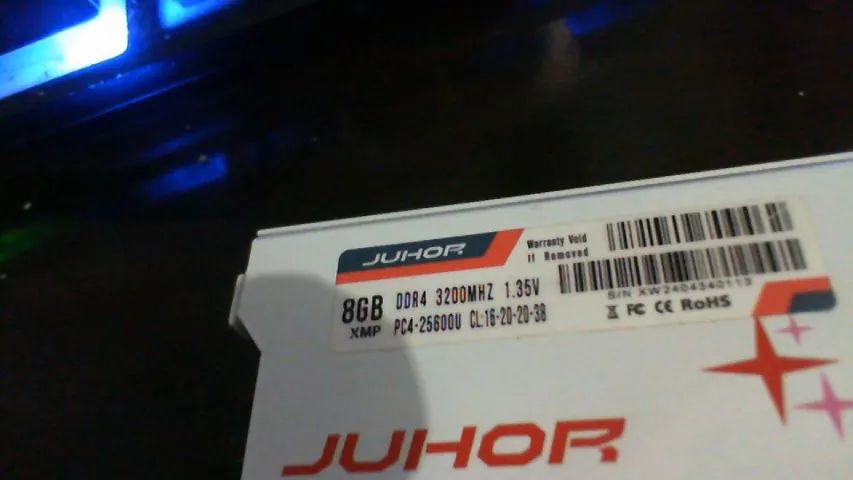 2 x 8  pente de memoria Drr4 3200 na cx lacrado total 16 gb pra p.c. gamer e desktop - Foto 4