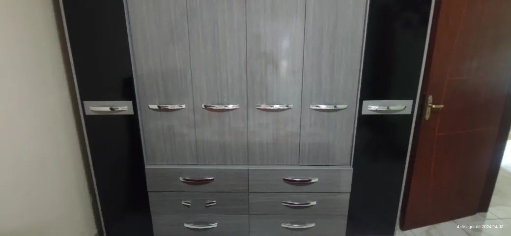 Guarda Roupa 6 portas 6 gavetas