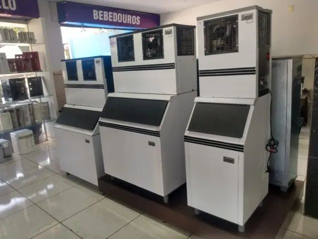 Maquina de Gelo Everest