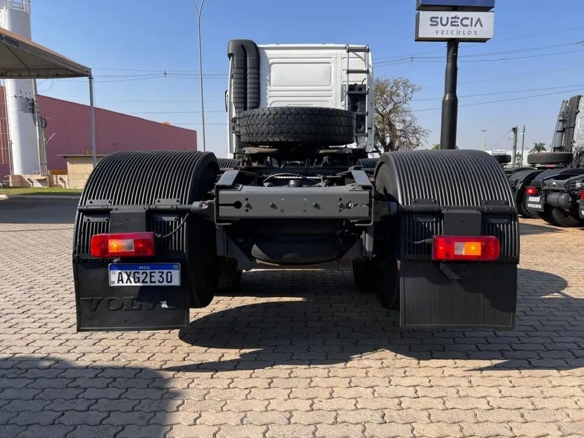 VOLVO FH 500 6X2 2013/2013 - Foto 3