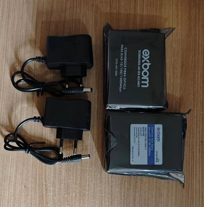 Conversor de mídia Giga Gigabit Par(A+B)Fibra óptica RJ45 R$ 220,00