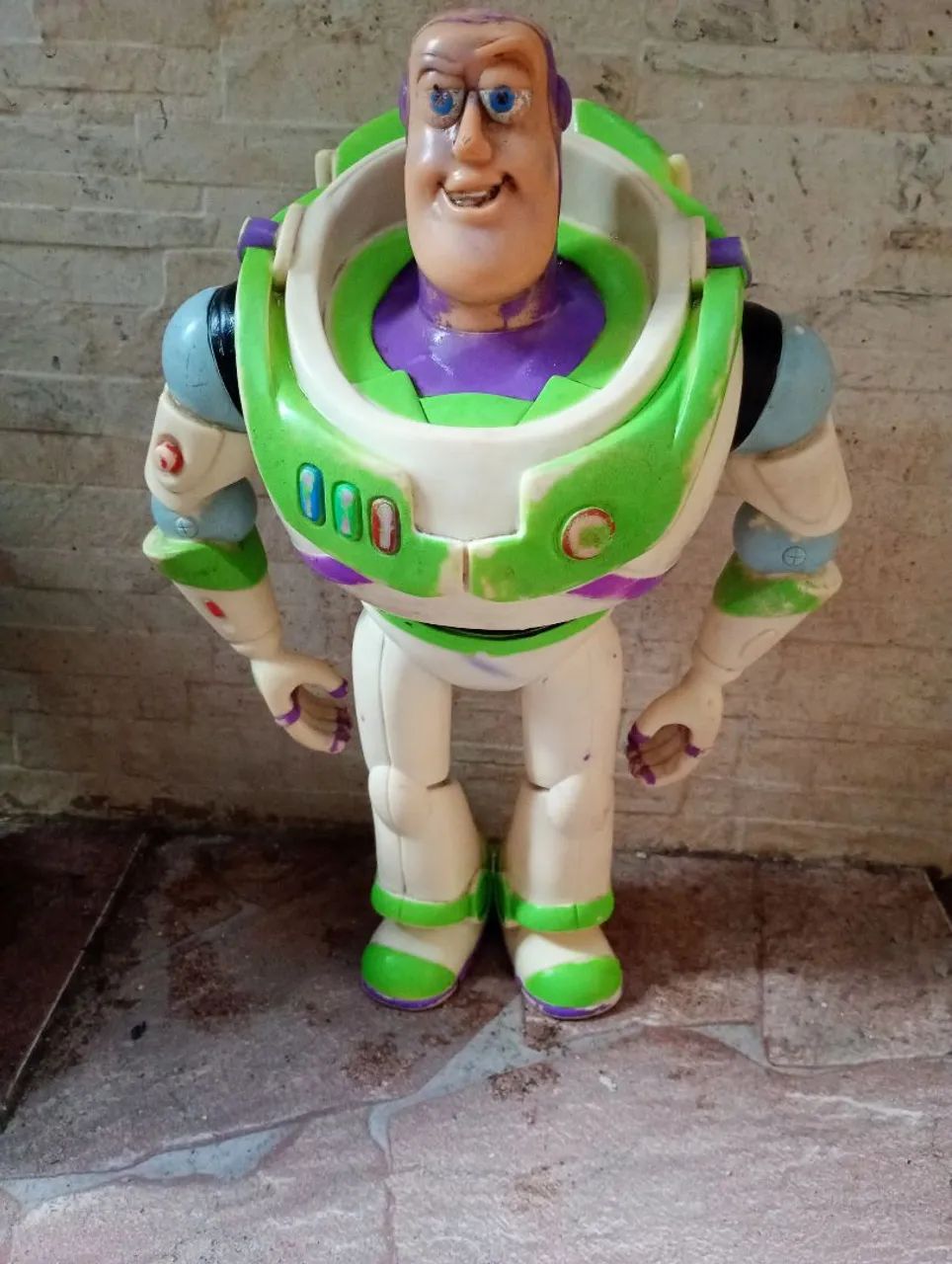 Boneco Buzz Lightyear Toy Story