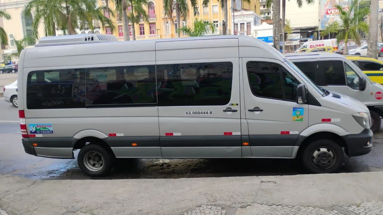 Vendo   sprinter   515  2019/2019 prata - Foto 2