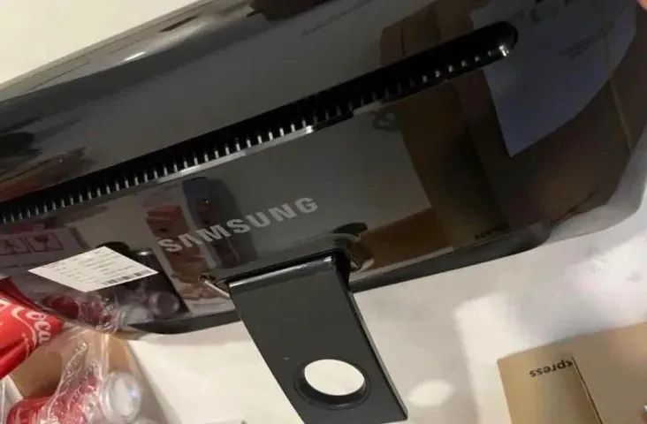 Monitor Samsung  LD190 - 19 Polegadas - Impecável. - Foto 2