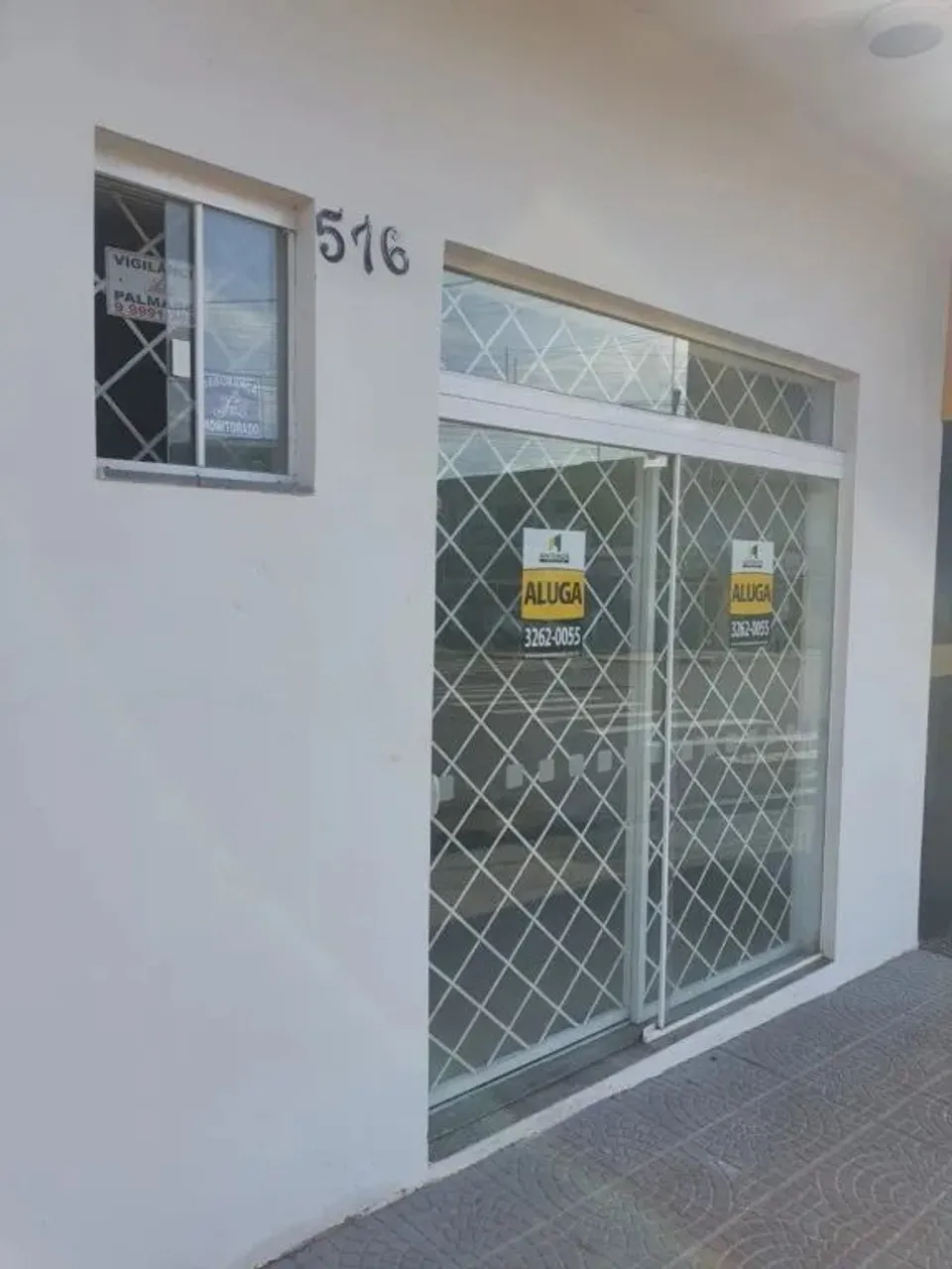 Cjto Comercial_Sala para alugar por R$ 1200.00, 55.00 m2 - JARDIM AMERICA - MARINGA/PR