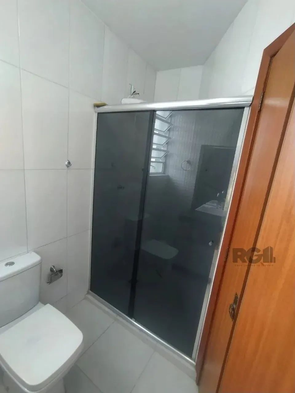 Libertas Imobiliária aluga!Ótimo apartamento no Sarandi, de frente, de 2 dormitórios. Poss - Foto 5