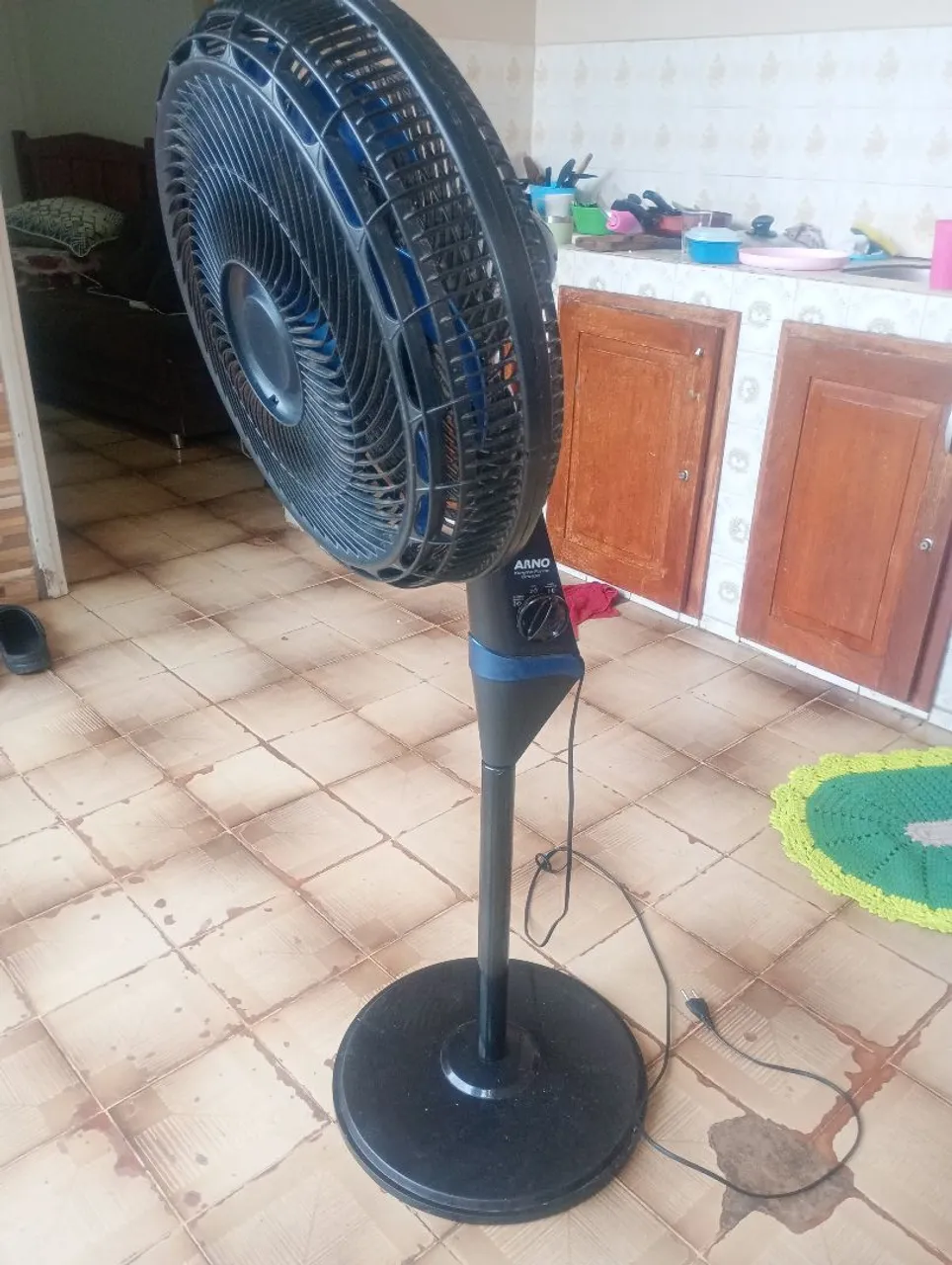 Ventilador de Piso Arno com coluna