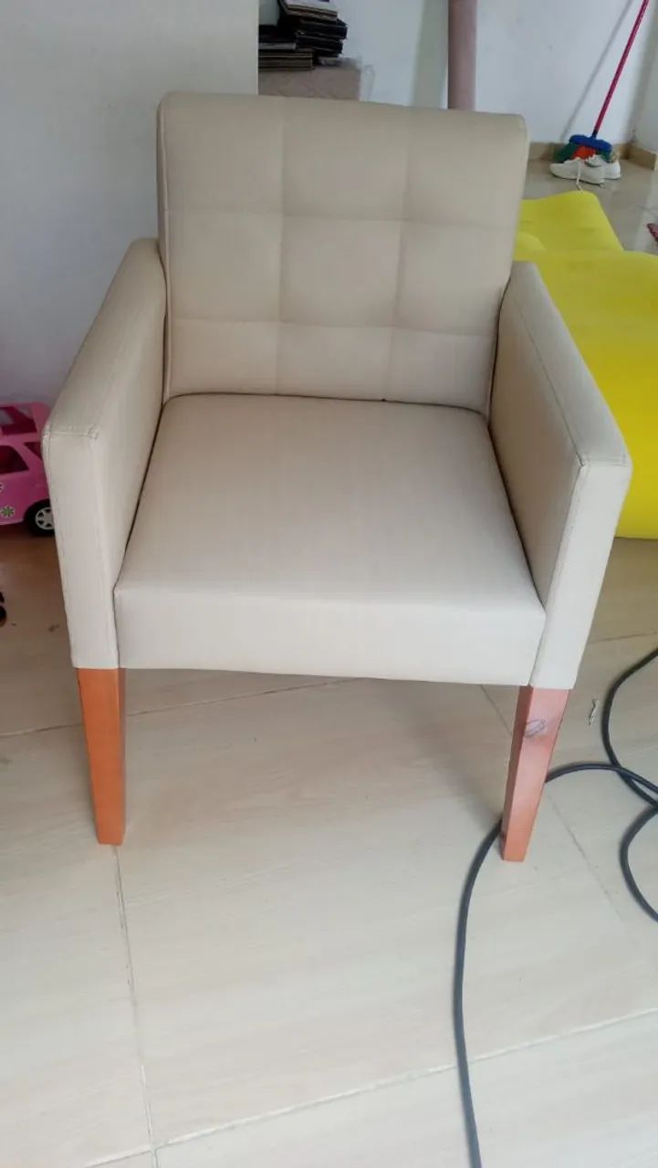 Poltrona para consultório, observação 400 cada - Foto 2