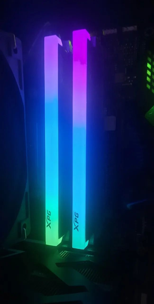 Memória RAM XPG Spectrix D45G, RGB, 16GB, 3600MHz, DDR4, CL18, Preta