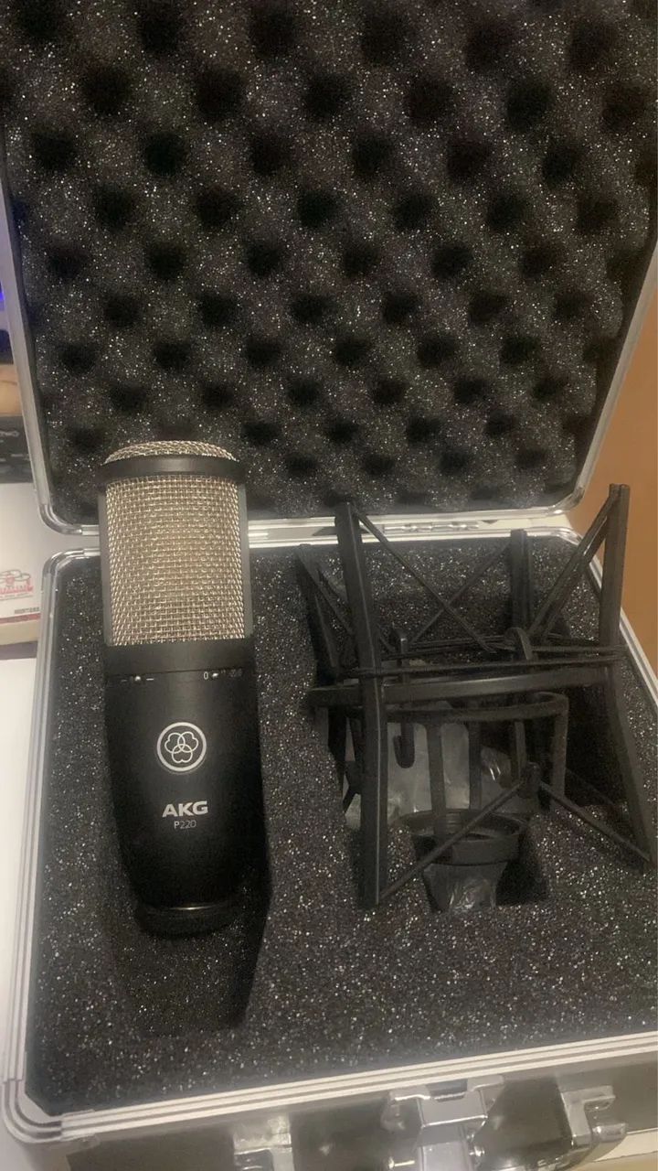 Microfone de Studio AKG 220405755032660889602