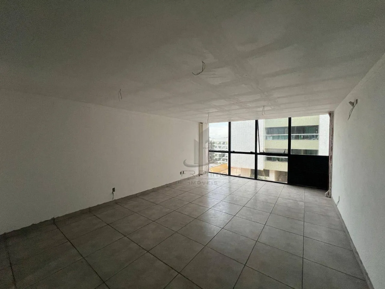 Ótima Sala à venda, 42 m² por R$ 260.000 - Aterrado - Volta Redonda/RJ