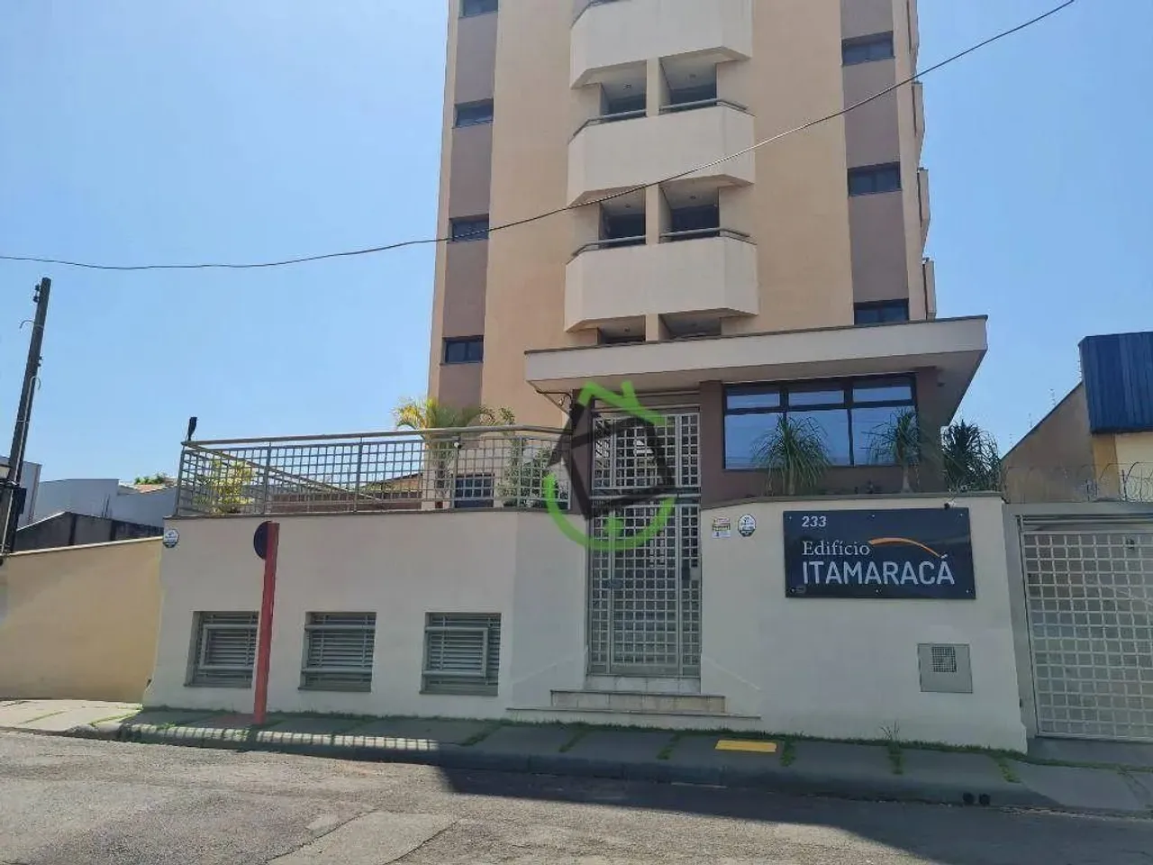 Apartamento com 2 dormitórios para alugar, 89 m² por R$ 1.585,50/mês - Vila Furlan - Arara