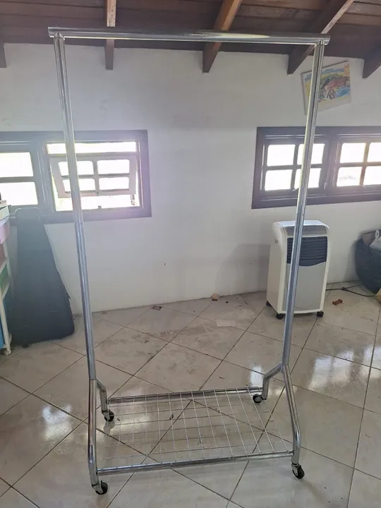 Cabideiro Arara Tok & Stok 
