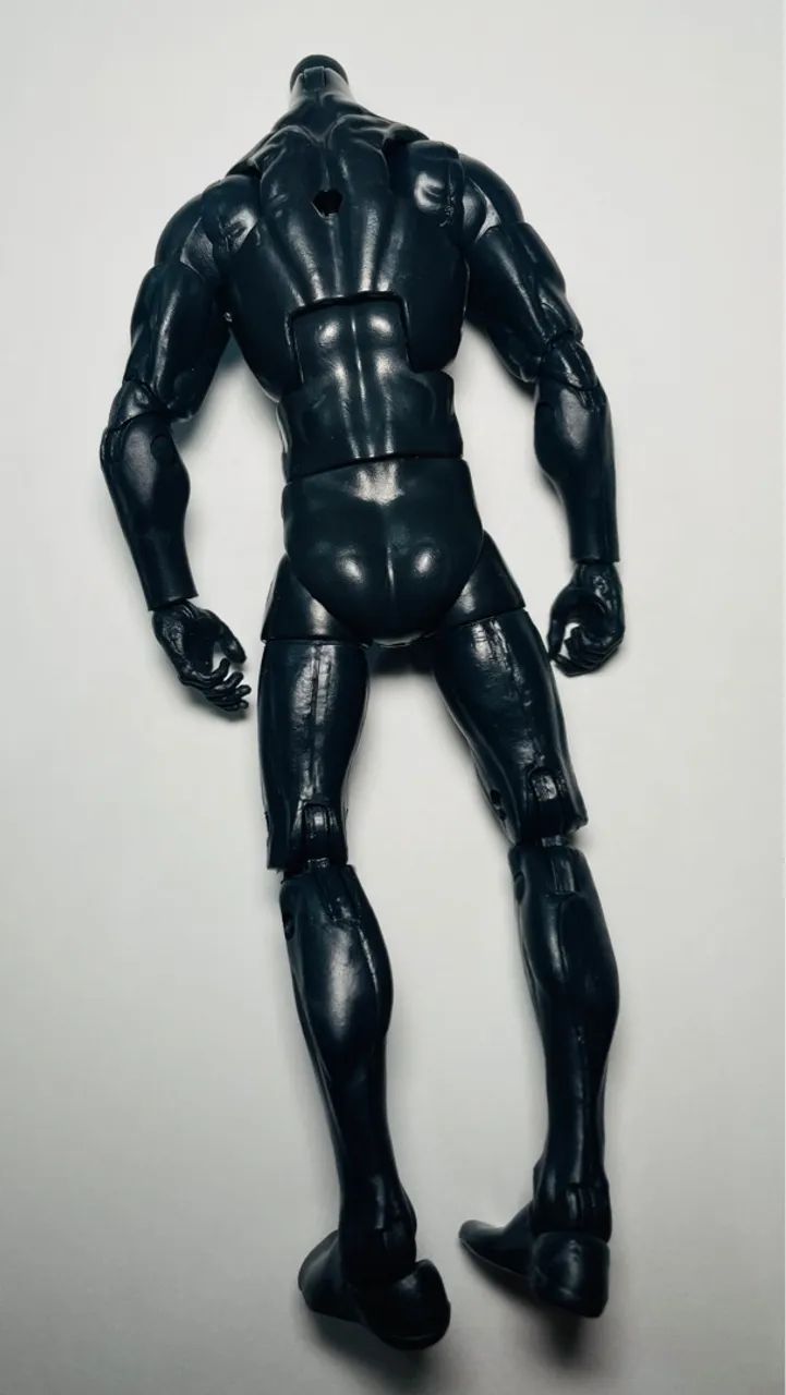Marvel Legends - corpo básico liso para customização - sem cabeça e sem acessórios
