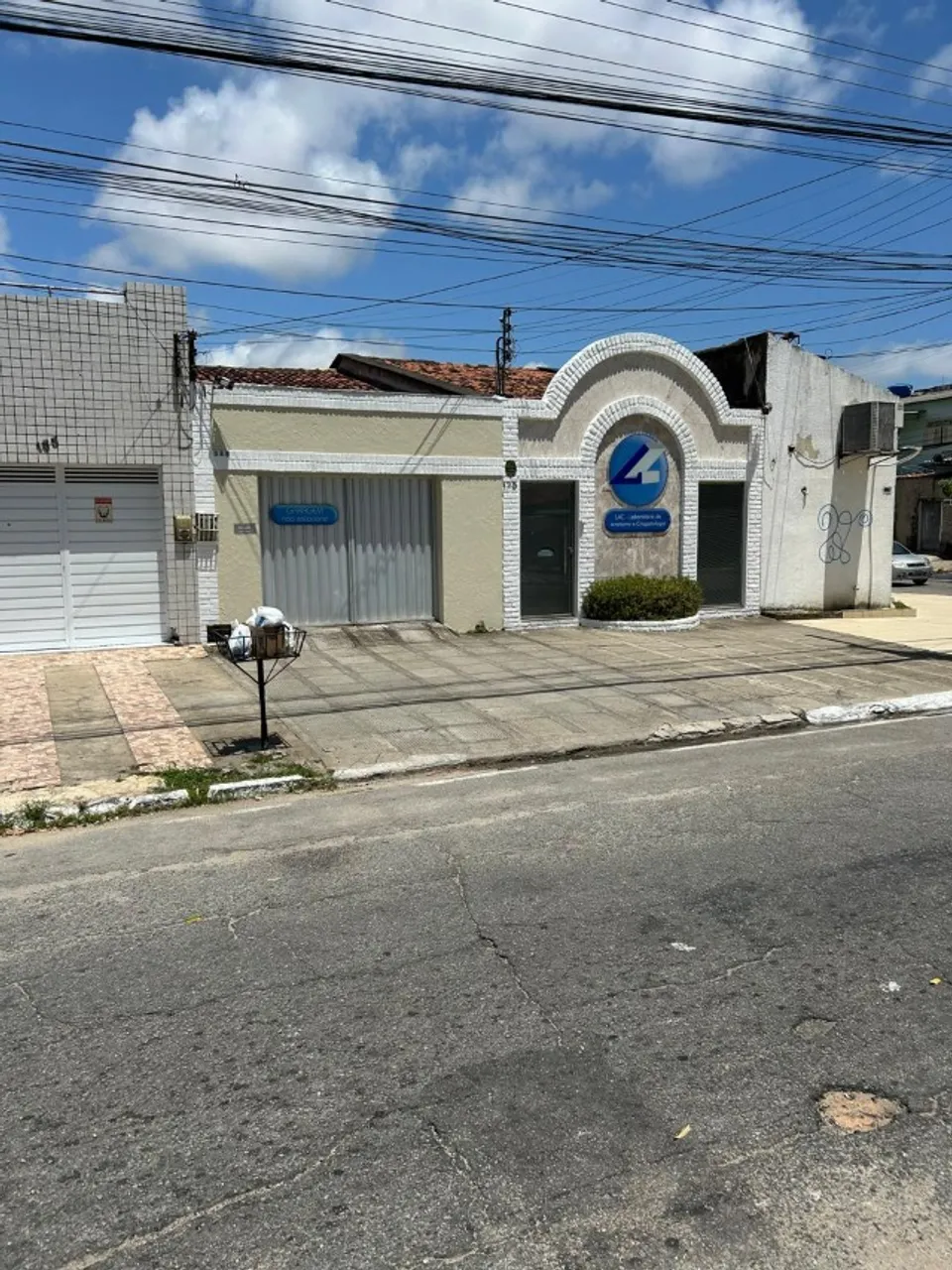 VENDO EXELENTE PRÉDIO COMERCIAL