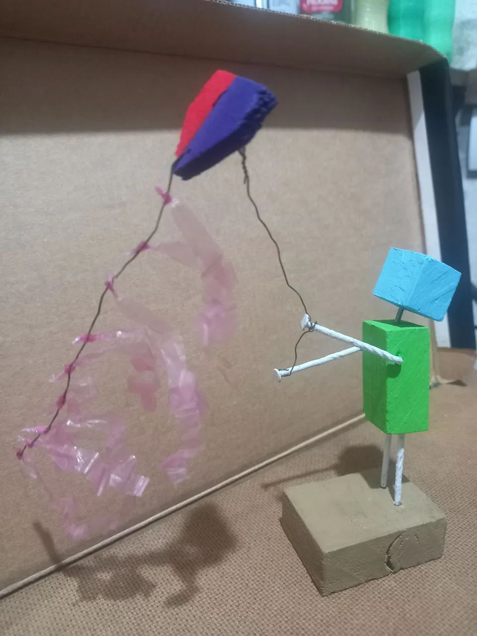 Boneco empinando pipa  - Foto 3