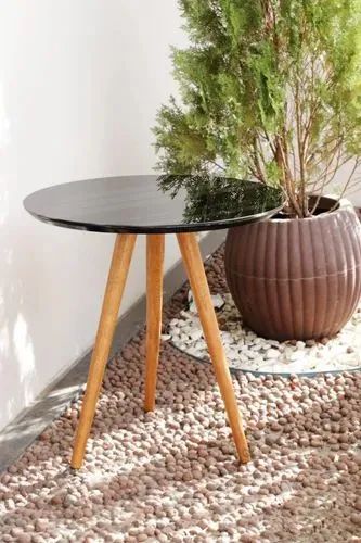 Mesa pés palito com vidro 