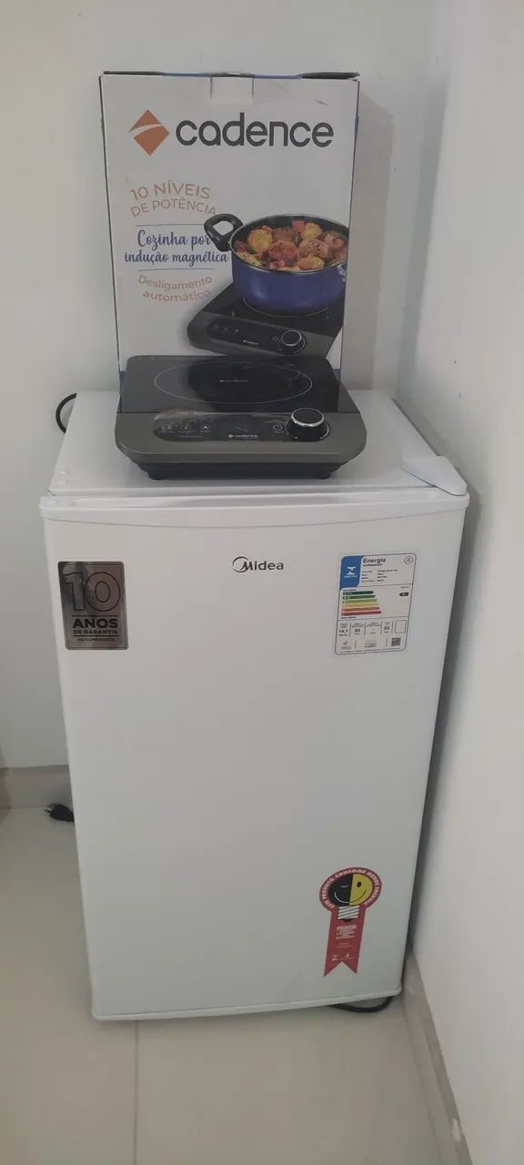 Frigobar mideia e fogão de indução Cadence.