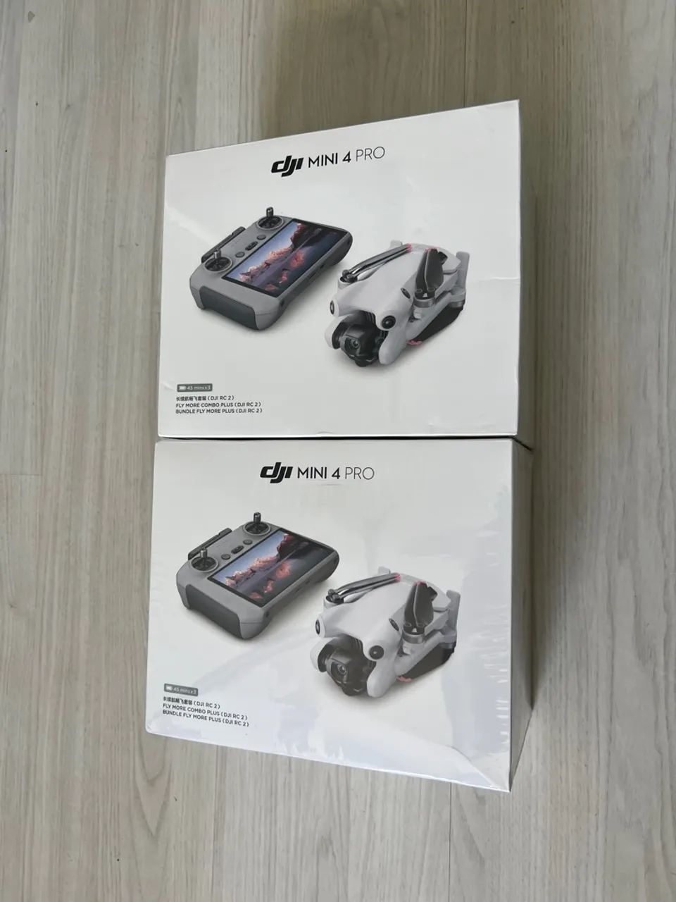 Drone Dji Mini 4 pro combo Fly more anatel BR ( rádio RC 2 tela )  - Foto 3