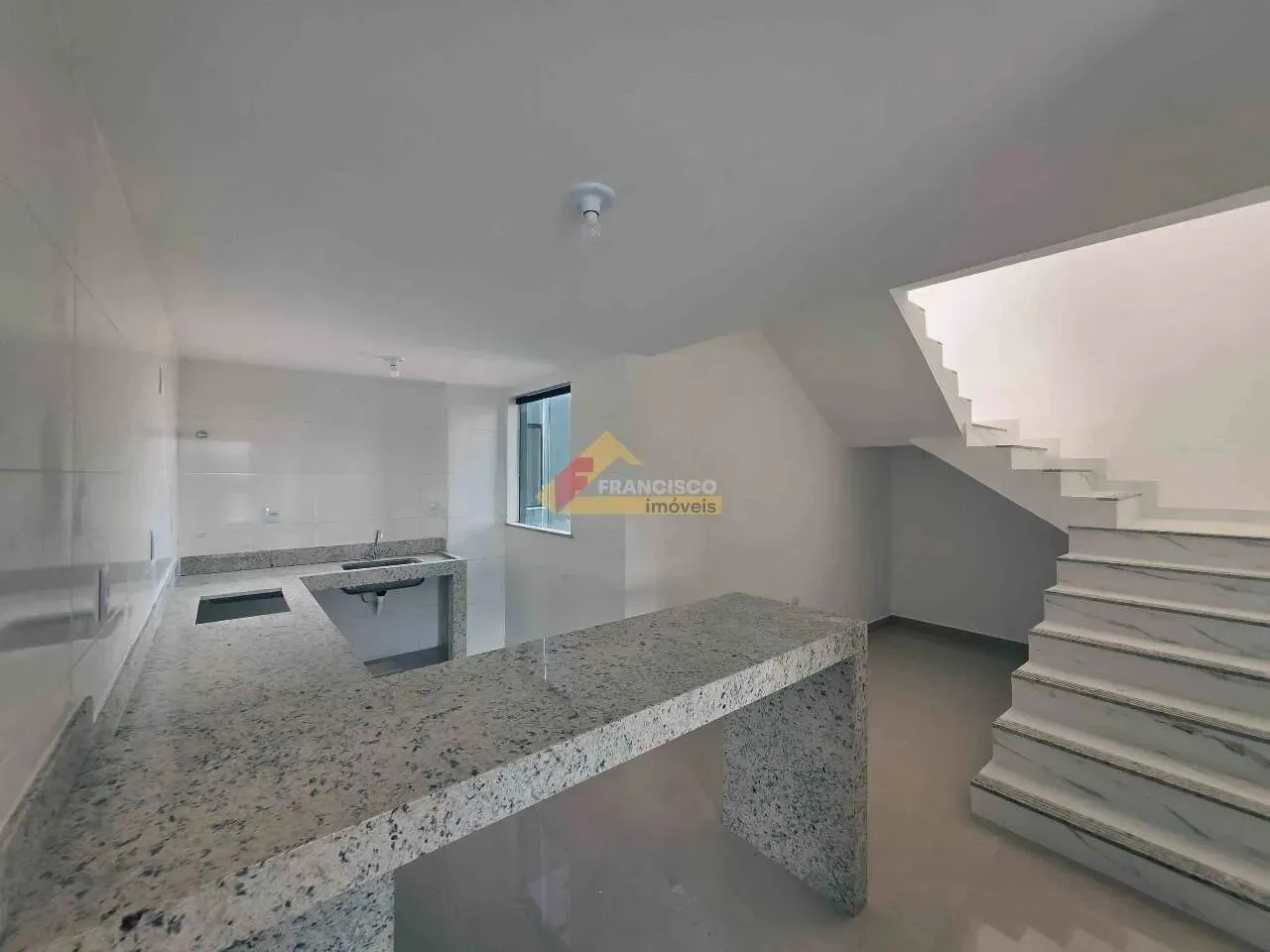 Apartamento Cobertura à venda, 3 quartos, 1 suíte, 2 vagas, Chanadour - Divinópolis/MG