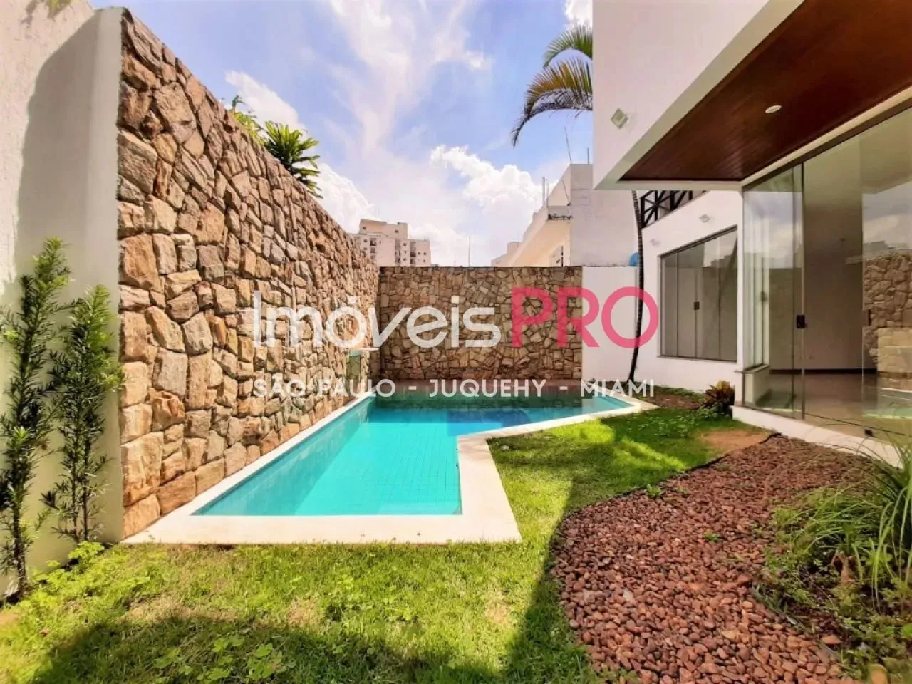 Lindo Sobrado na Chácara Klabin com 5 suítes, piscina, planta excelente!!!!!