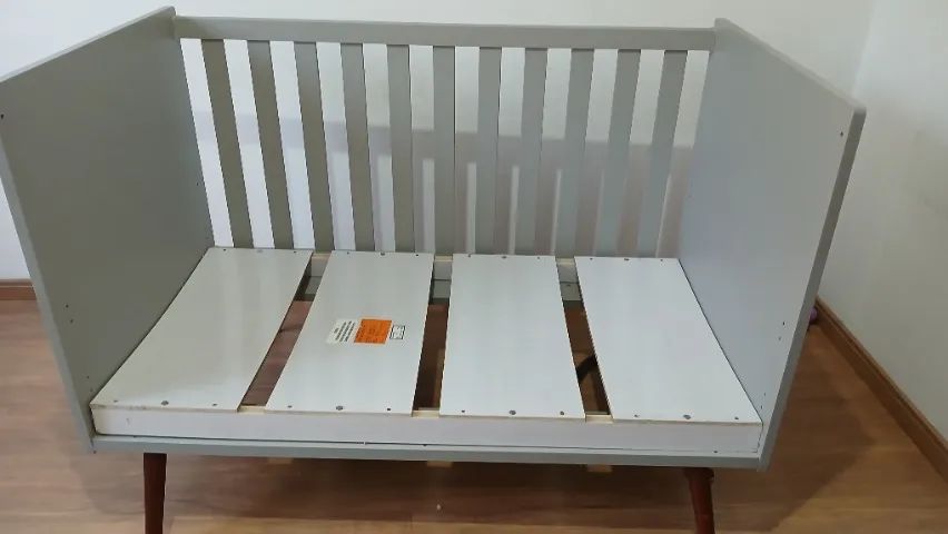 Vendo berço cinza63824093303937123