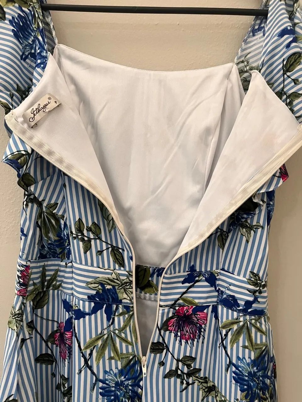 Vestido em tecido de viscose com forro número 38 - Foto 3