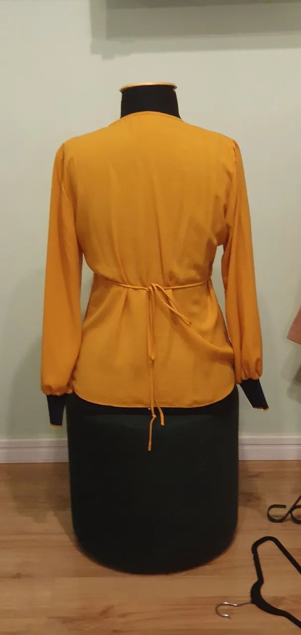Blusa Transpassada Amarela - P. A Concept - Foto 2