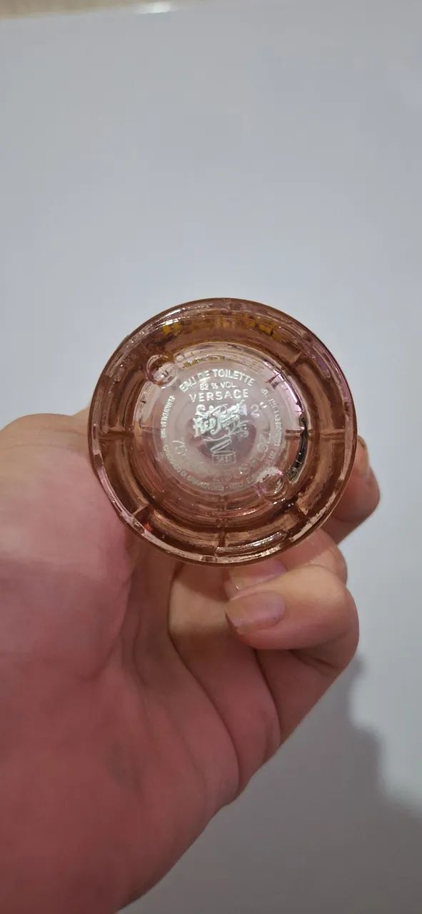 Frasco Perfume Versace Red Jeans Original - Foto 3