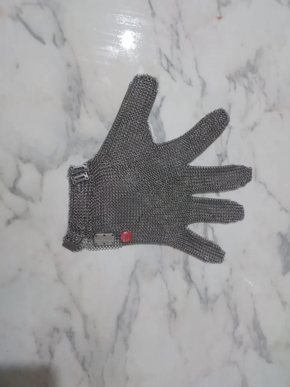 Luva de aço