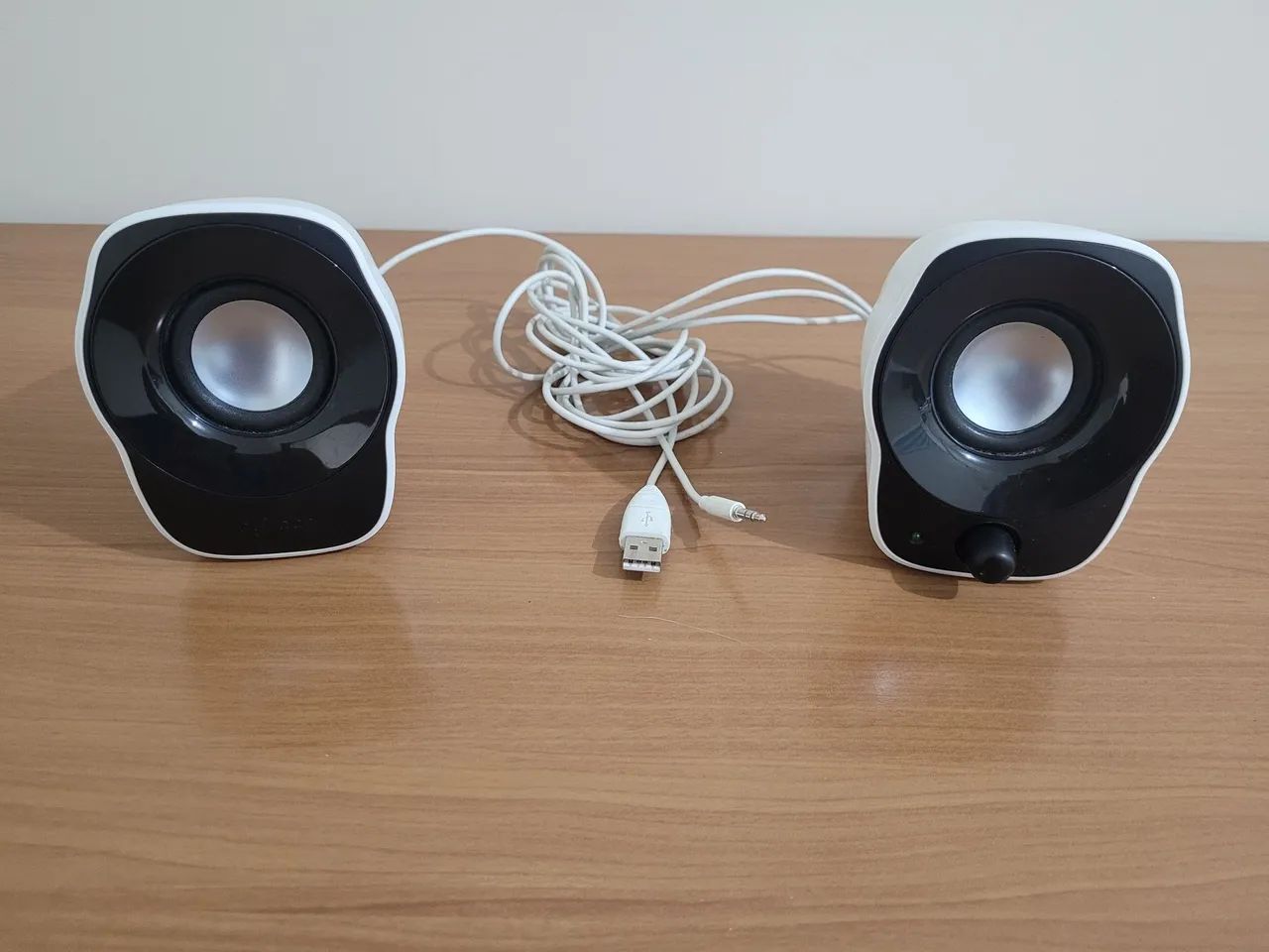 Caixa de Som Logitech Z120 USB