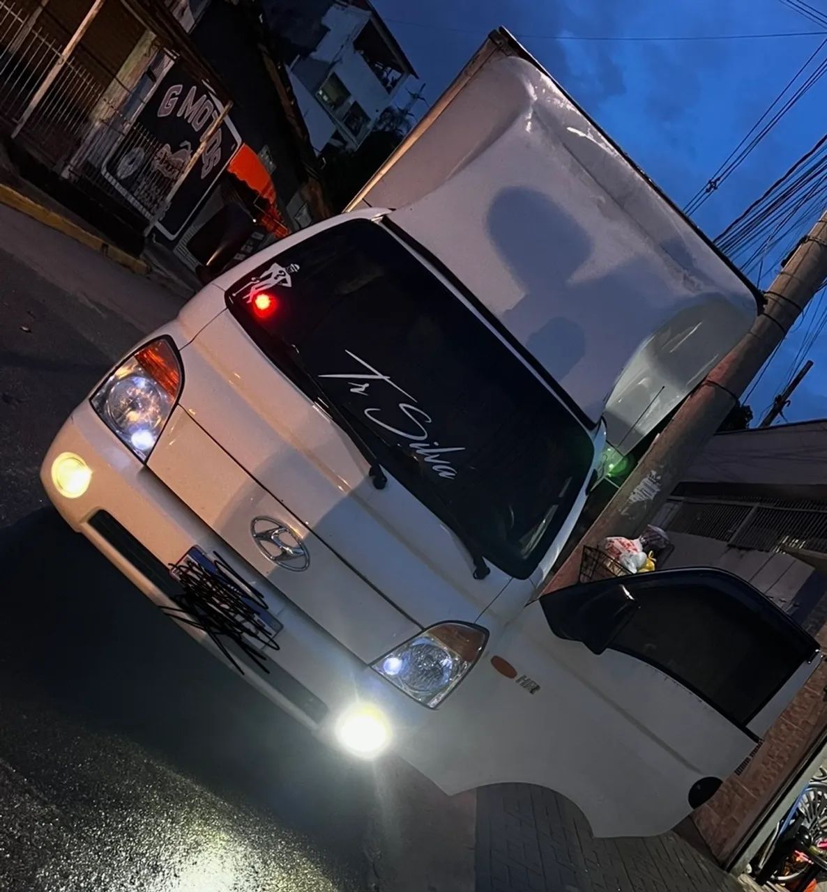 HR Baú 2011 revisada, pneus bons e pronta para trabalhar. Oportunidade! - Foto 4