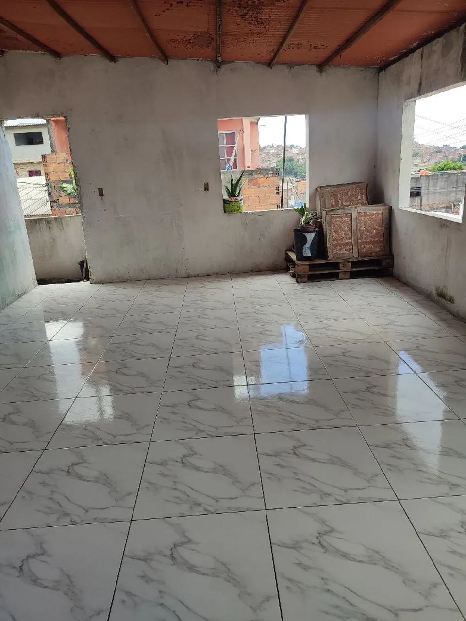 Oportunidade Única: VENDE-SE CASA COM PONTO COMERCIAL  R$70.000,00 - Foto 2