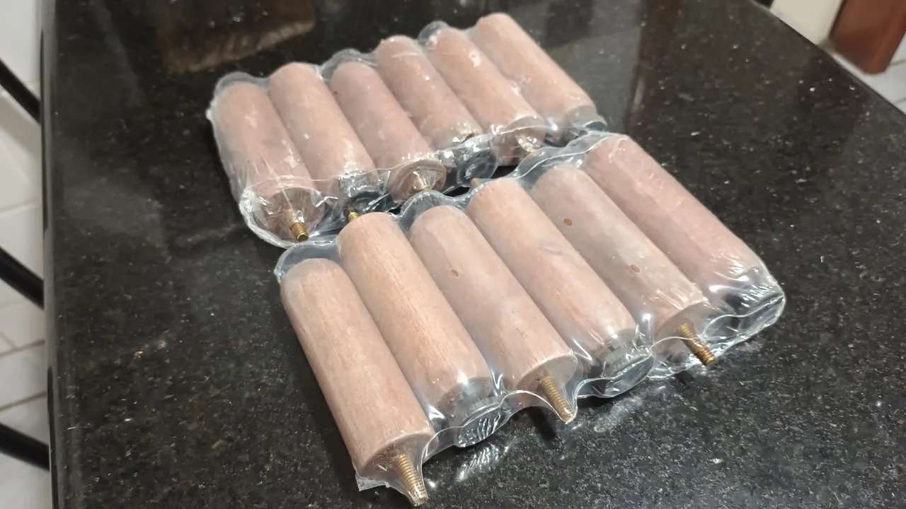 Pés para Cama Box em madeira 12 cm com regulagem