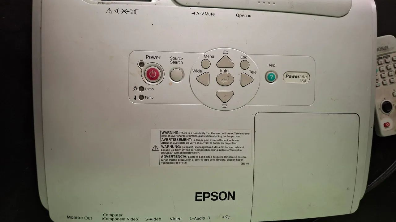 Vendo projetor EPSON EMP-S4 - Foto 4