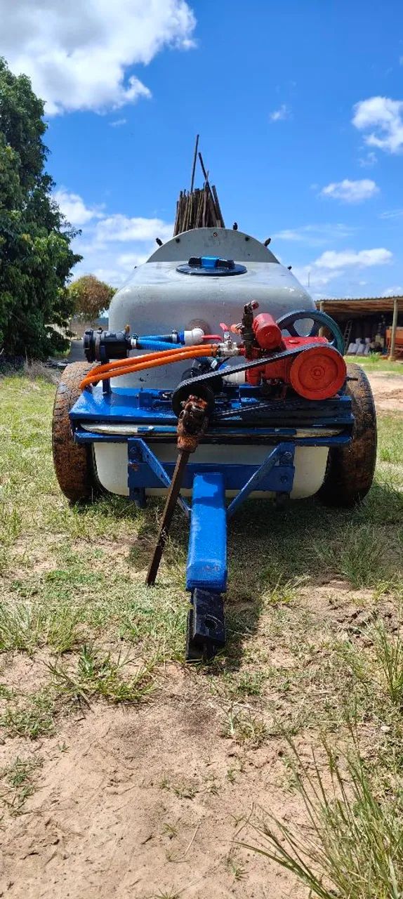 Tanque Pulverizador 300 litros 